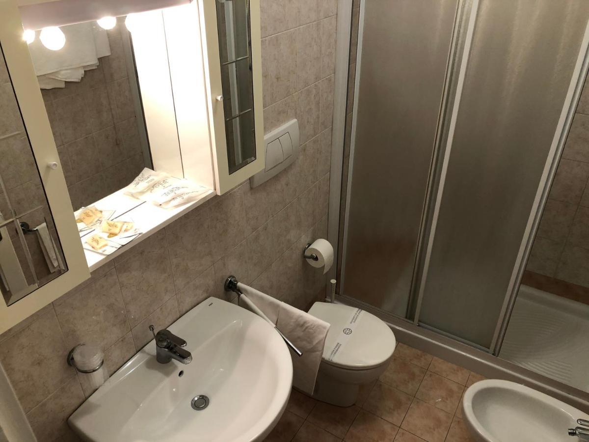 Hotel Eden *